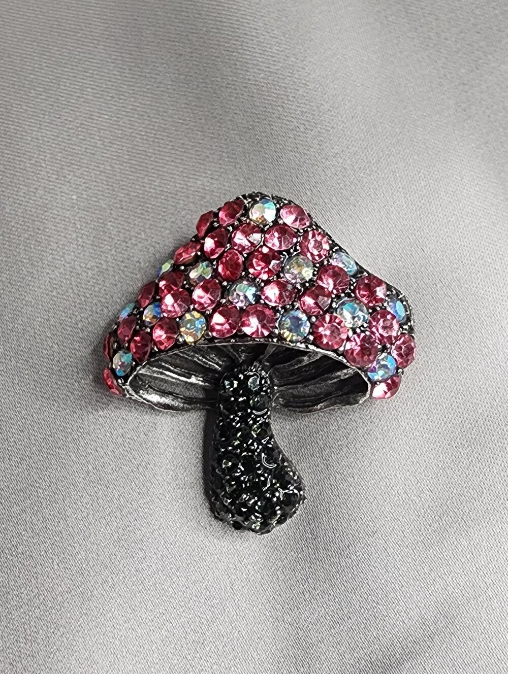 ✨️🍄Magical Mushroom Rhinestone Brooch Pin